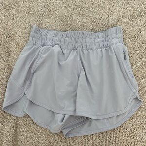 Lululemon Tracker Shorts 4”